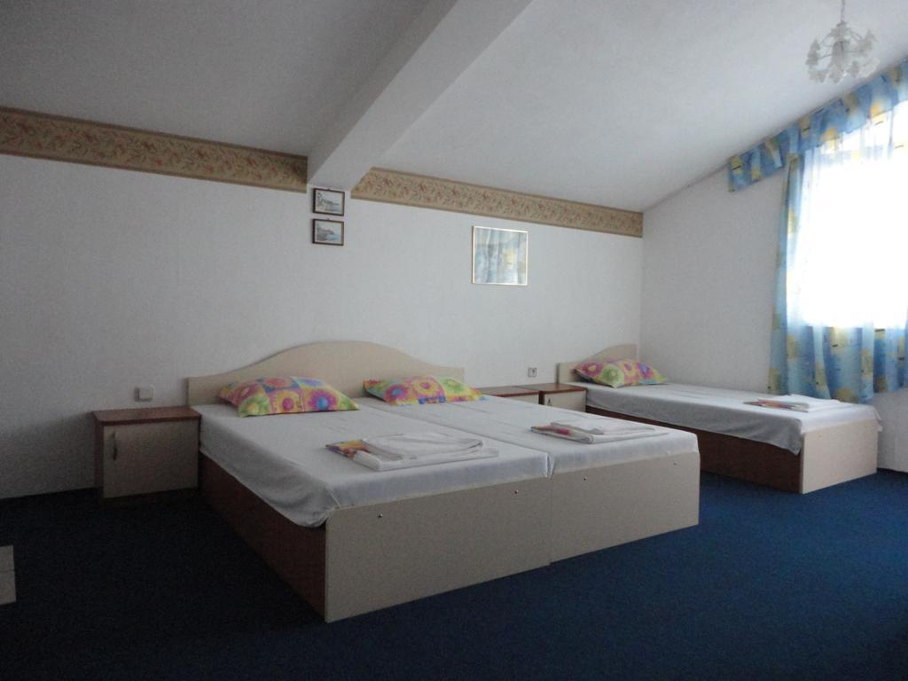 Guest Rooms Casa Luba Sveti Vlas Room photo